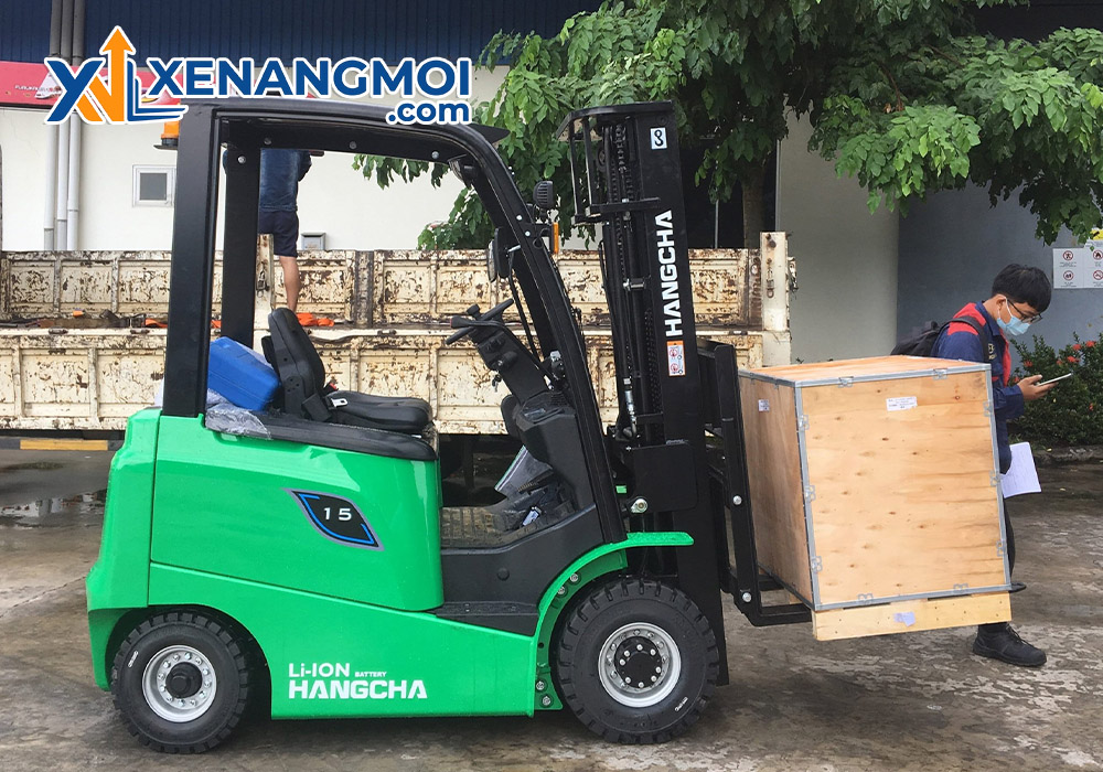 Xe nâng điện Hangcha 1.5 tấn 3 Xe nâng điện Hangcha 1.5 tấn CPD15-AEY2-i phân phối chính hãng