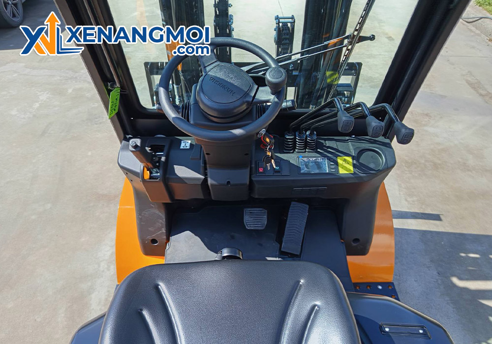 Xe nâng điện Hangcha 2.5 tấn dòng XE 5 Buồng lái công thái học của xe nâng điện Hangcha 3.5 tấn dòng XE CPD25-XEY2H-SI