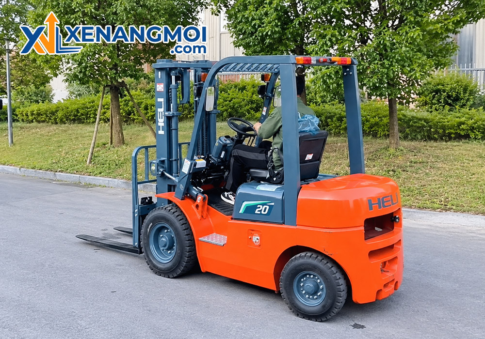 Xe nâng điện Heli 2.0 tấn H2 series 4 Xe nâng điện Heli 2.0 tấn dòng H2 hàng nhập khẩu
