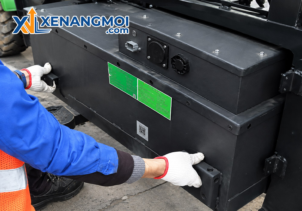 Xe nâng điện Liugong 5.0 tấn mini 5 Xe nâng điện Liugong 5.0 tấn mini pin Lithium-ion dễ dàng thay pin