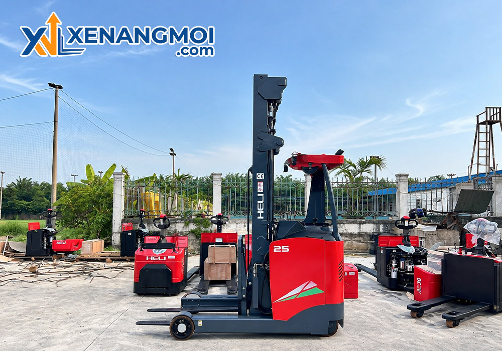 Xe nâng đứng lái Heli reachtruck 6 Xe nâng đứng lái Heli reachtruck CQD25-GC2RLi pin Lithium-ion