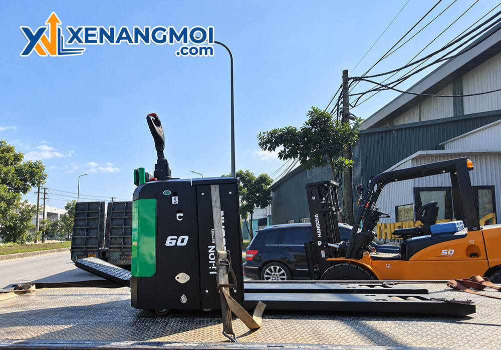 Xe nâng Pallet truck Hangcha 6.0 tấn 5 Cận cảnh xe nâng Pallet truck Hangcha 6.0 tấn model CBD60-AC2S-i