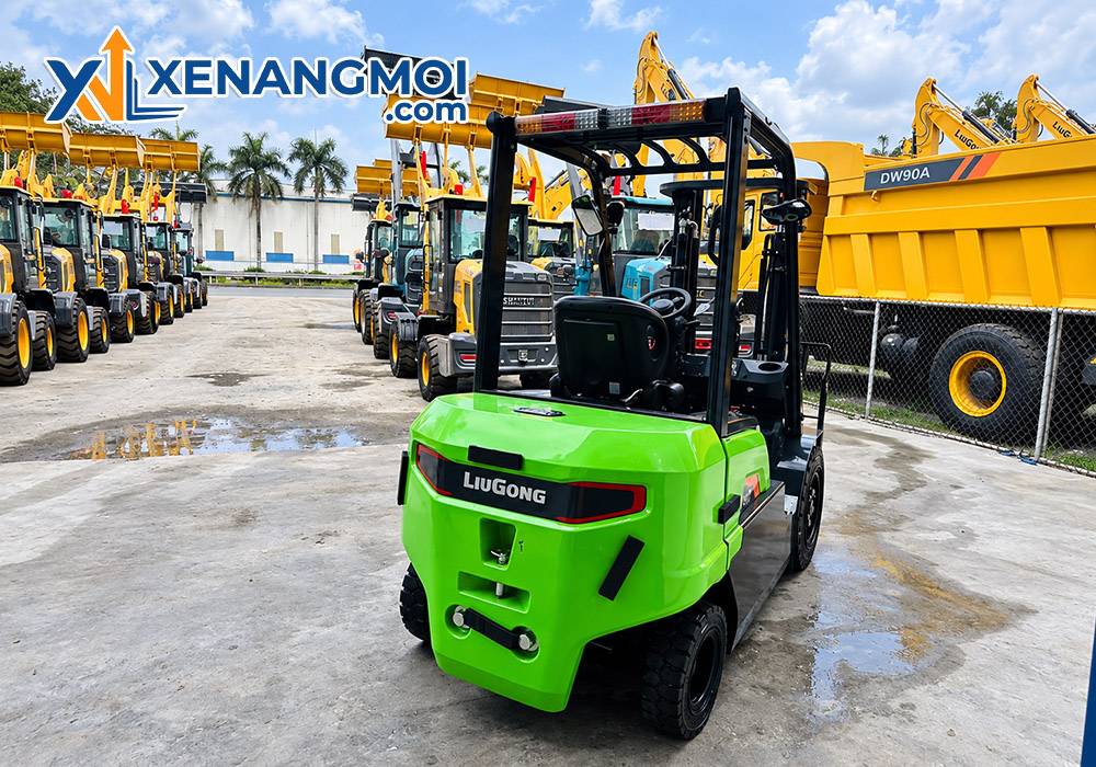 Xe nâng điện Liugong 3.0 tấn 6 Xe nâng điện Liugong 3.0 tấn model CPD30-FHJ phù hợp với nhiều doanh nghiệp