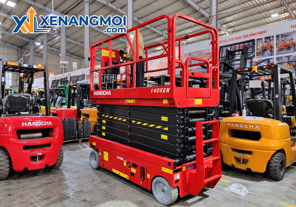 Xe nâng người dạng cắt kéo 14m Hangcha 140XEN 3 Xe nâng người dạng cắt kéo 14m Hangcha 140XEN nhập khẩu chính hãng